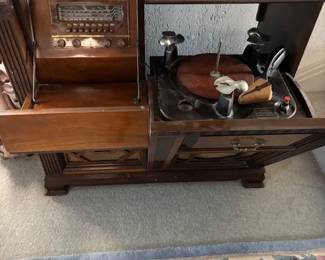 Antique Philco Radio & Turntable