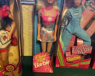 Assorted Barbie most from 1997