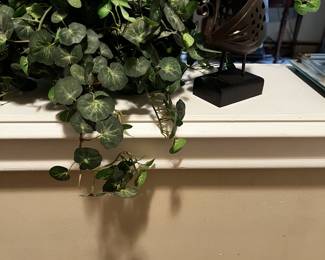 Ivy and Bird Decor