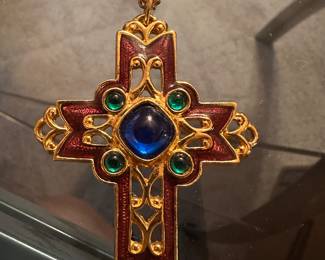 Avon Cross Necklace $3.00