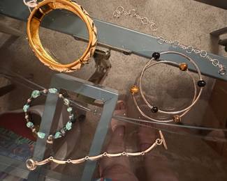 6 Bracelets $12.00