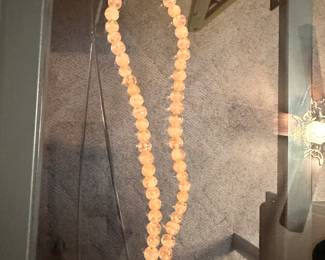 Cream Color Beaded Necklace $4.00