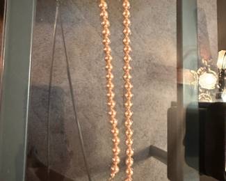 Pearl Necklace $8.00