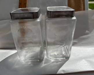 2 Apple Canisters $6.00