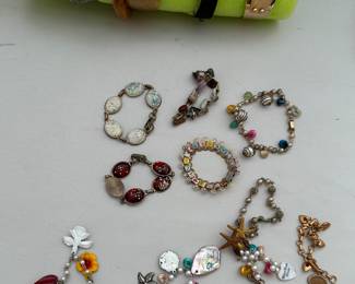 16 Bracelets $32.00