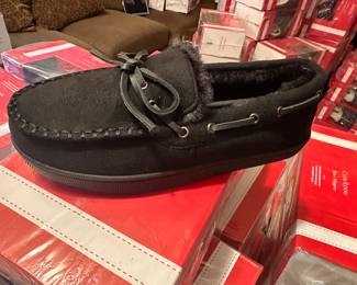 New Club Room Men's Black Slippers Small 6-7 $9.00 Each (there are 9 pairs of these)
