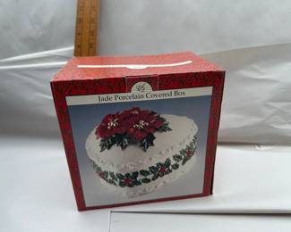 Porcelain Covered Box Holly $6.00