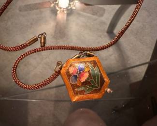 Cloisonne Flower Pendant $4.00