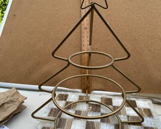 Tree Plate Holder $8.00