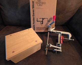 Pampered Chef Apple Pealer $8.00