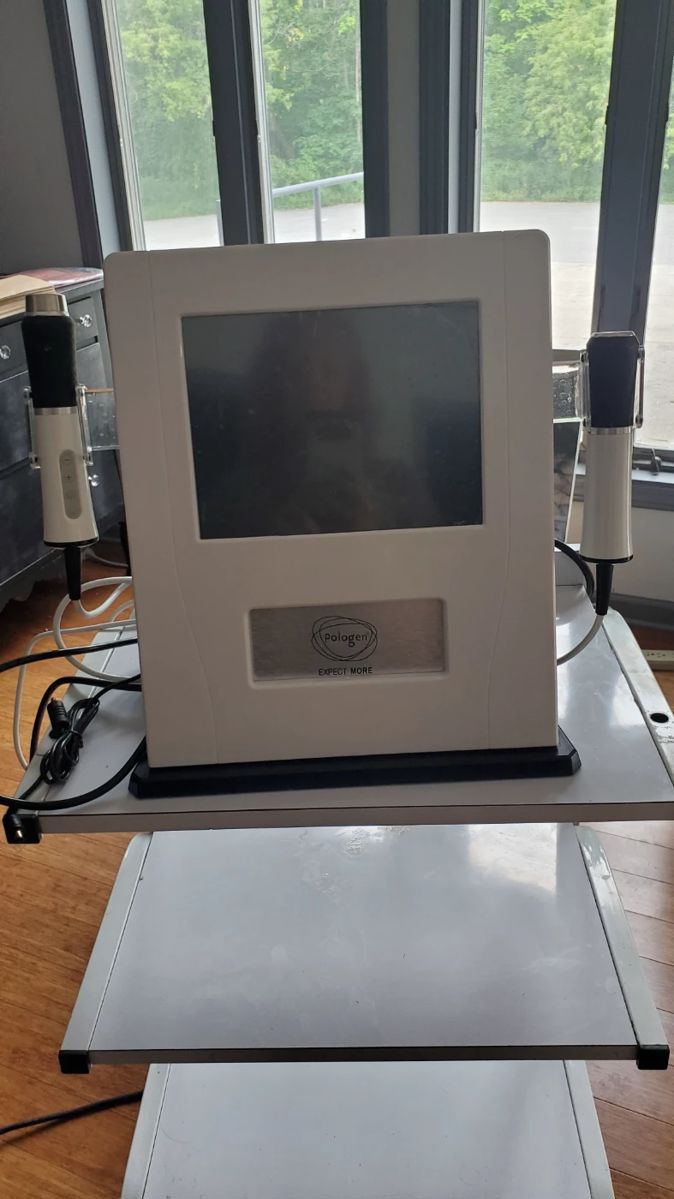  Pollogen facial machine, offers a 3-in-1 facial treatment that combines Radio Frequency (RF), Oxygeneo, and Ultrasound technologies.
$100