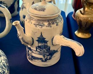 18th century Chinese export chocolate pot, 
