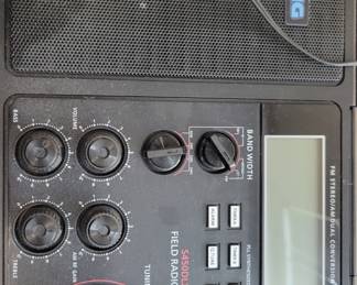 Grundig radio