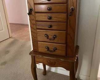 Jewelry Chest Stand