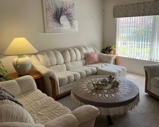 Living Rm Furniture Set