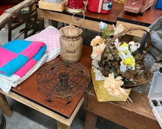 Spider/Halloween Metal Cake Stand 