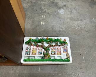 Easter Jubilee Bunnies Swinging Figurine Set