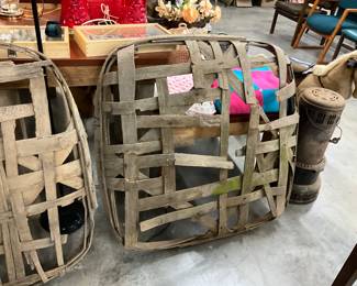 Tobacco Basket