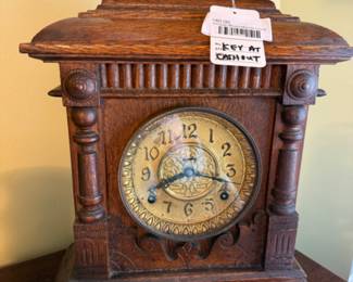 Vintage Wood Mantle Clock
