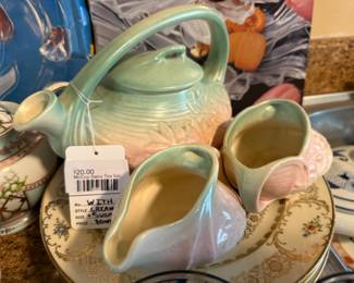 McCoy Daisy Tea Set