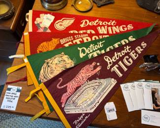 Wood Office Executive Desk, Detroit Tigers Pennant