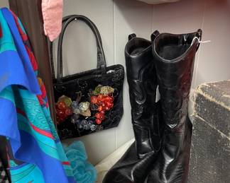 Ladies Leather Black Boots, Ladies Dressy Purse