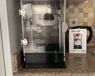 Cuisinart popcorn popper with manual like new