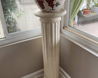 Tall column to celebrate your beautiful whatever