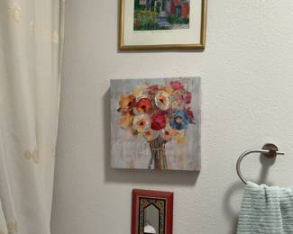 Small wall art, more than shown