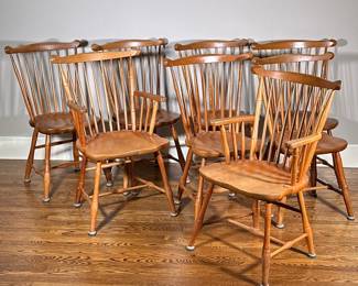 (8pc) Stickley Furniture Co. Dining Chairs | Stickley Furniture Company (Manlius, New York) Windsor style maplewood dining chairs, including two armchairs and four guest/side chairs. - h. 37 x w. 20 x d. 18 in