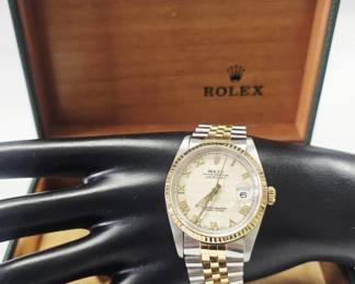 Men's Rolex Oyster Perpetual Dayjust Watch 18K