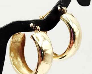 14K Yellow Gold Small Hoop Earrings