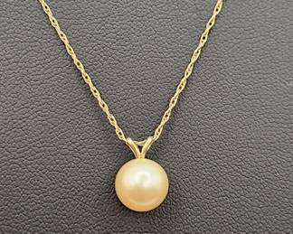 14K Yellow Gold 17" Pearl Necklace