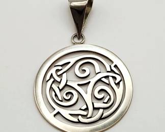 Silpada 925 Sterling Celtic Knot Pendant