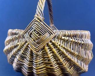 Vintage Wicker Ribbed Market Basket