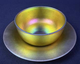 Aurene Iridescent Art Glass Finger Bowl Plate 818