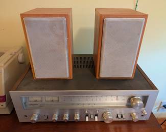 1070’s LAFAYETTE RECEIVER AND SPEAKERS