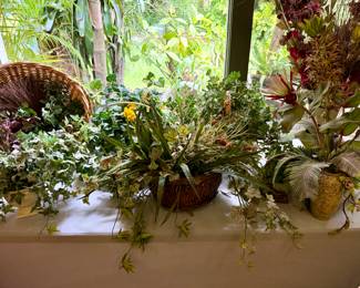 Artificial plants and arrangements 