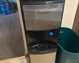frigidaire water hot and cold cooler