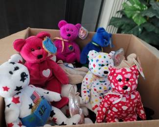 Lots of original Beanie Babies