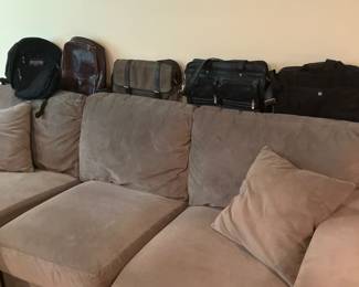 Neutral sectional 