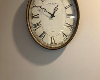 Wall clock 