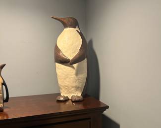 Large penguin 