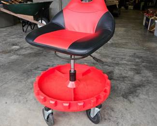 202 VevorRollingAdjustableMechanicsWorkShopSeatWithStorageTray