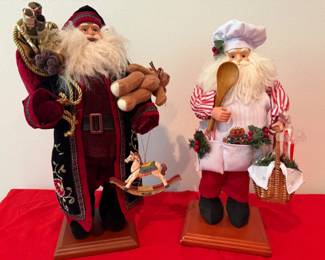 247 2StNicholasSquareSpiritofSantaFigurines