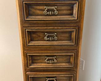 122 DrexelHeritageTelevera7DrawerLingerieDresser