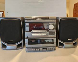 233 Aiwa3DiscCDChangerStereoSystem