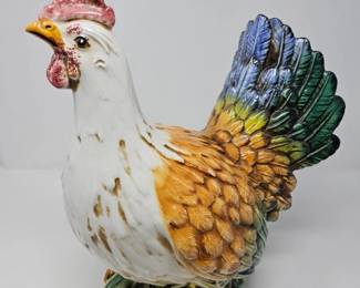 154 HandPaintedCeramicItalianMajolicaHenFigurine