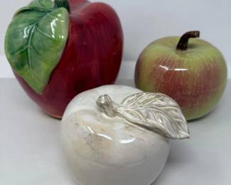 156 3CeramicApples