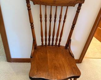 34 AntiquePressedBackOakChair